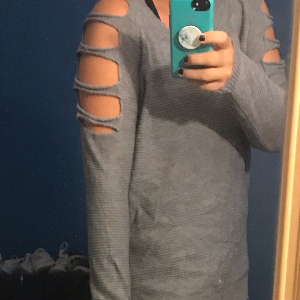 Cute sweater with cut outs